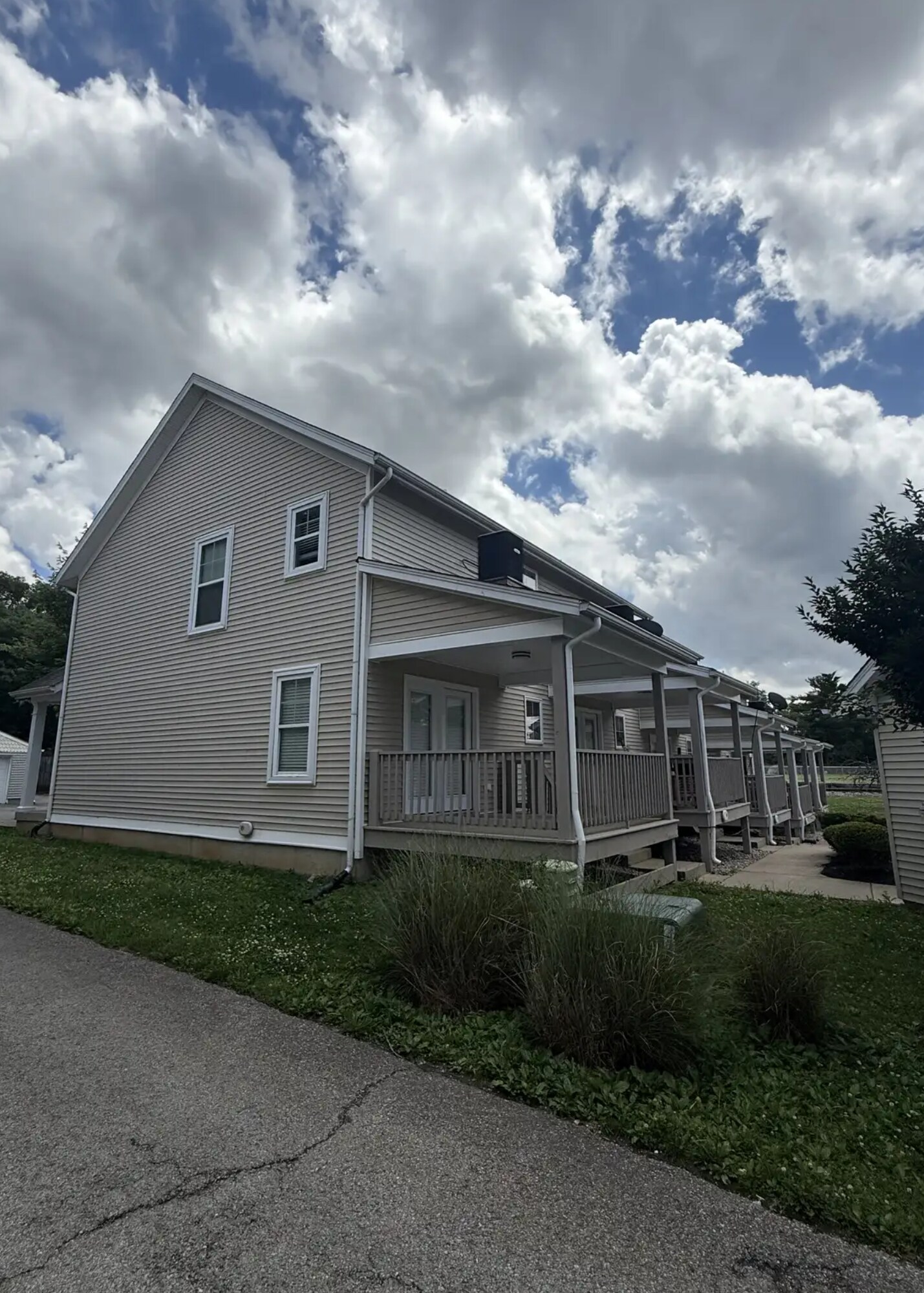 102 Weist Pl, Louisville, KY for Sale