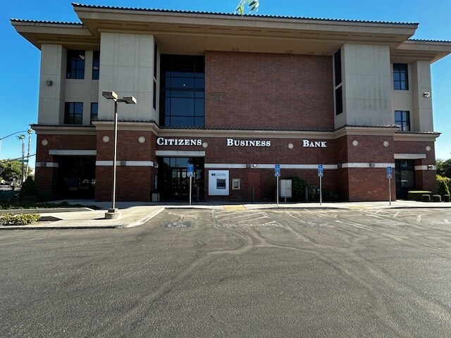 2001 Howard Rd, Madera, CA for Rent