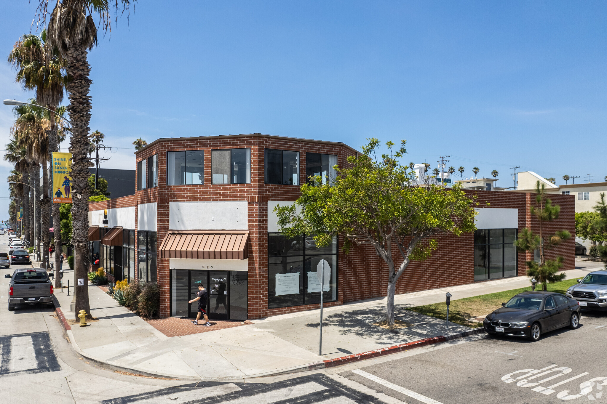 925 Wilshire Blvd, Santa Monica, CA for Rent