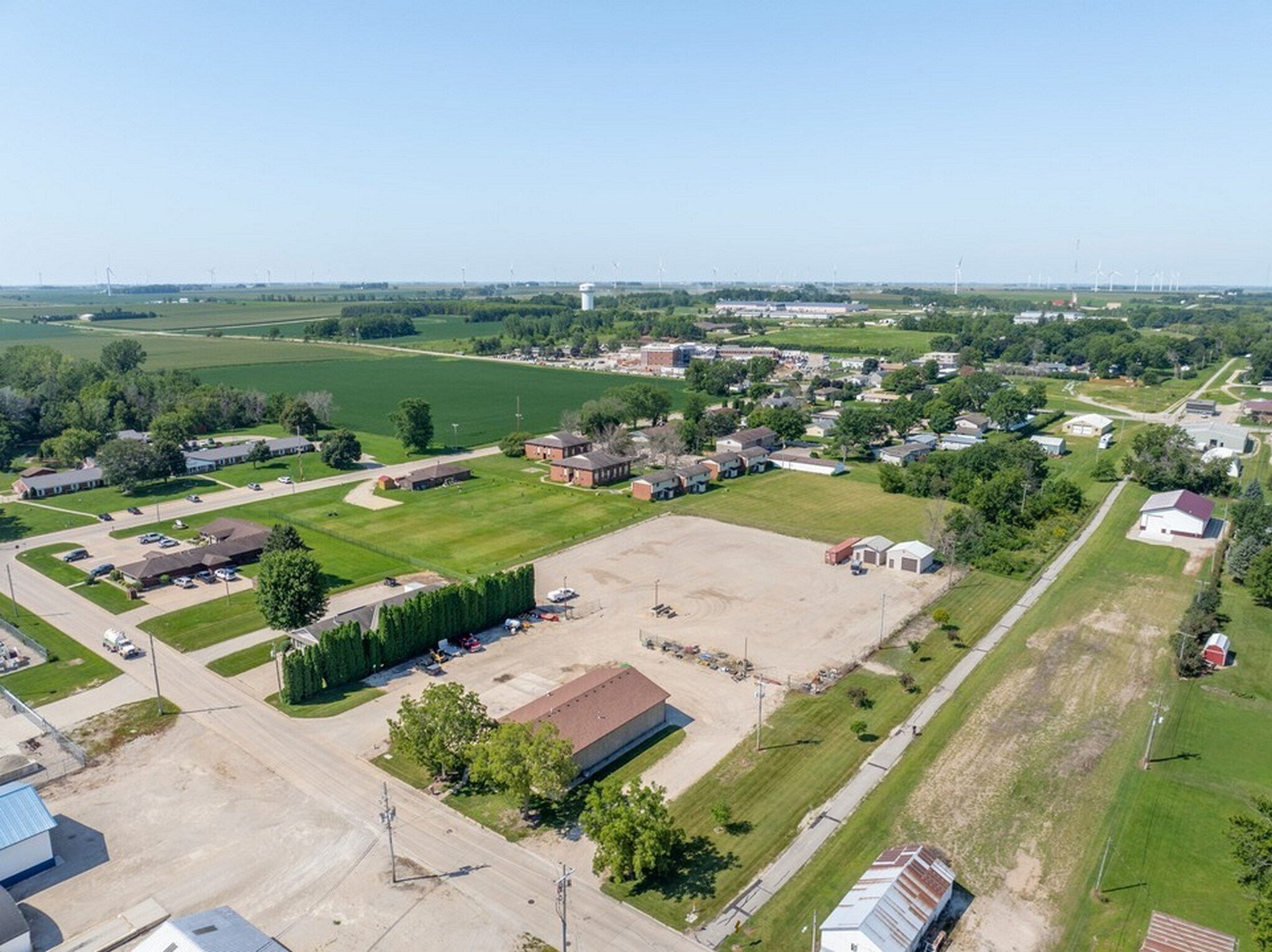 1301 Hildreth St, Charles City, IA for Sale