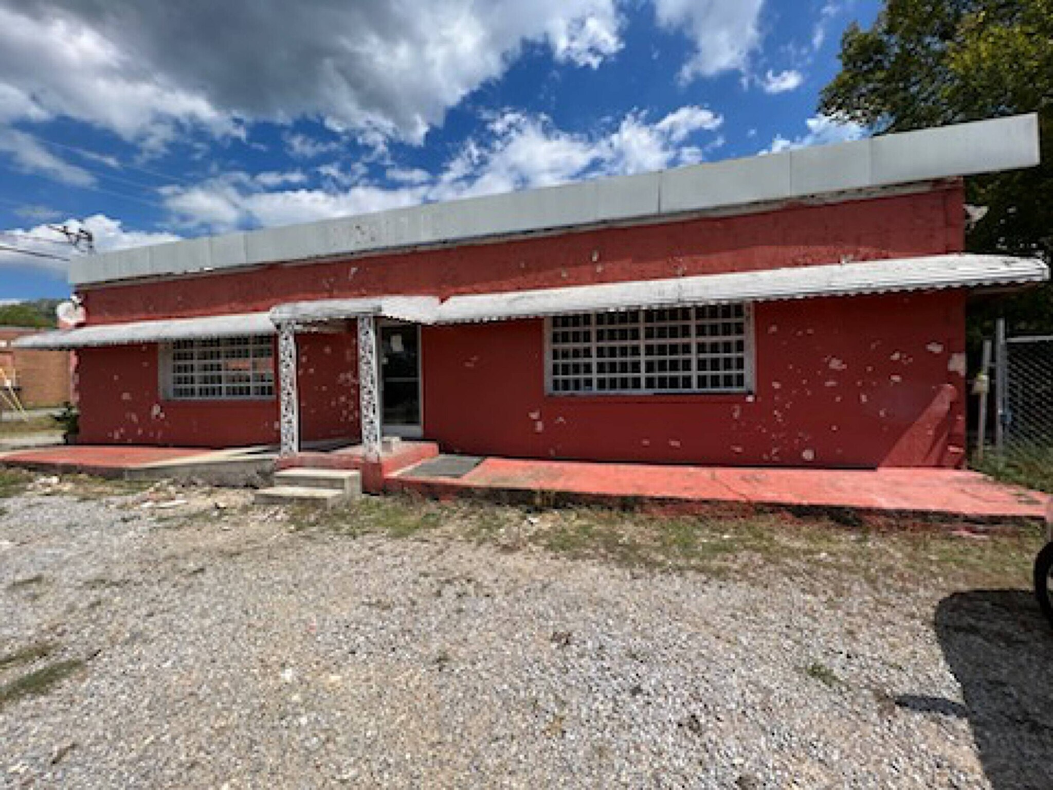 964 Dodson Ave, Chattanooga, TN for Sale