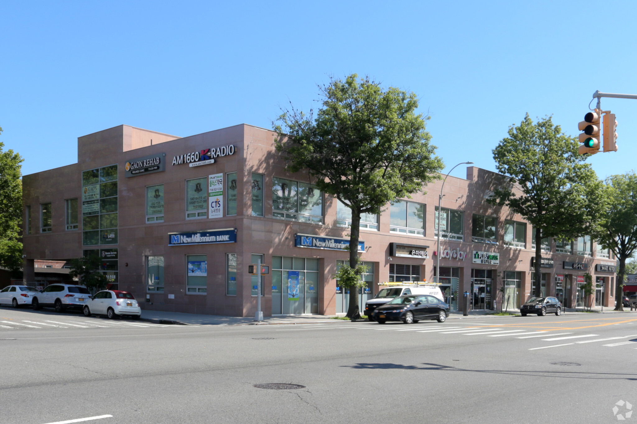 20925-20945 Northern Blvd, Bayside, NY for Rent