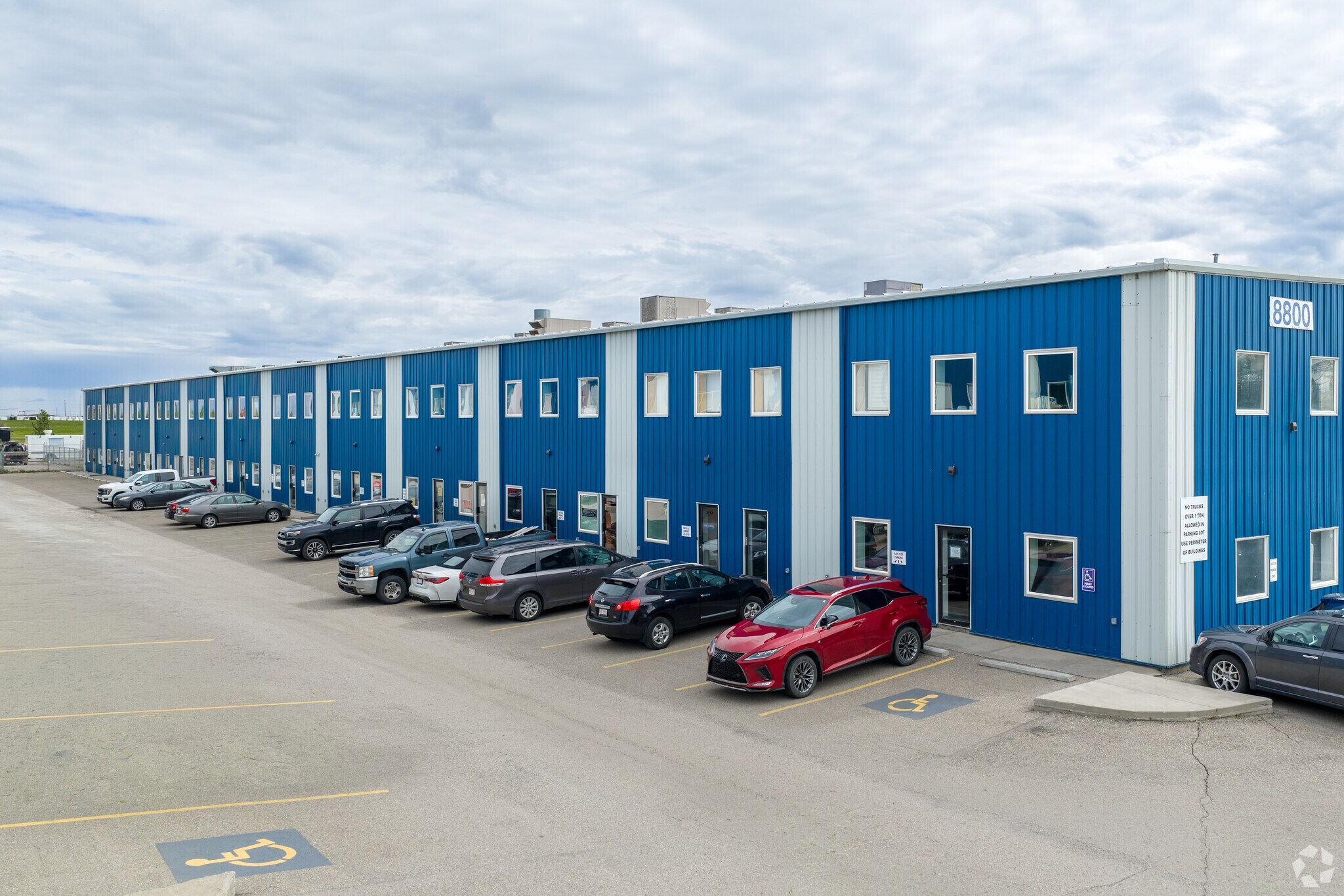 1177-1185 Venture Av SE, Calgary, AB for Sale