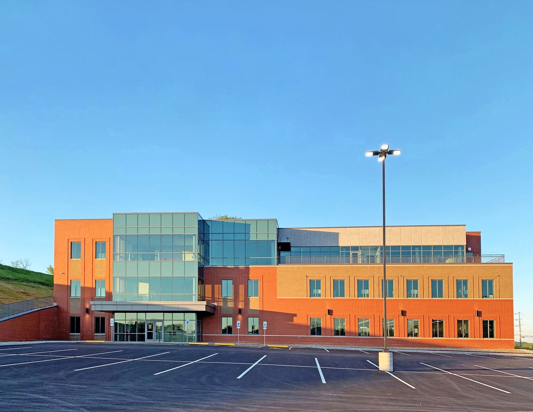 11800 Old Bluff Rd, Columbia, IL for Rent