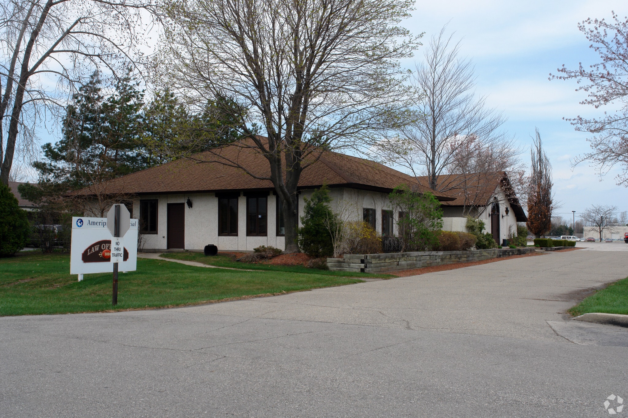 3024 Commerce Dr, Fort Gratiot, MI for Sale