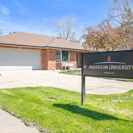 714 College Dr, Anderson, IN for Sale