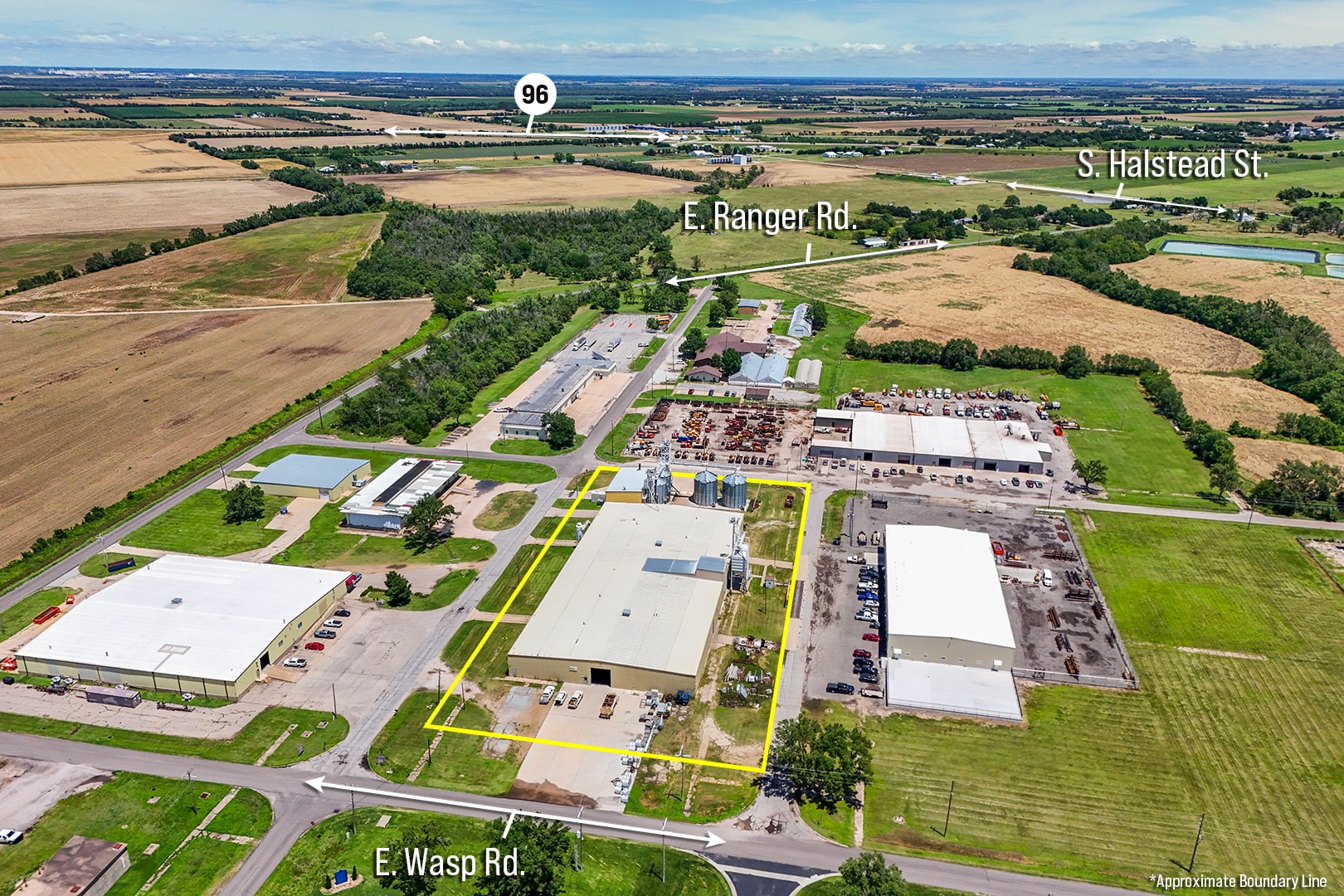1616 E Wasp Rd, Hutchinson, KS for Sale