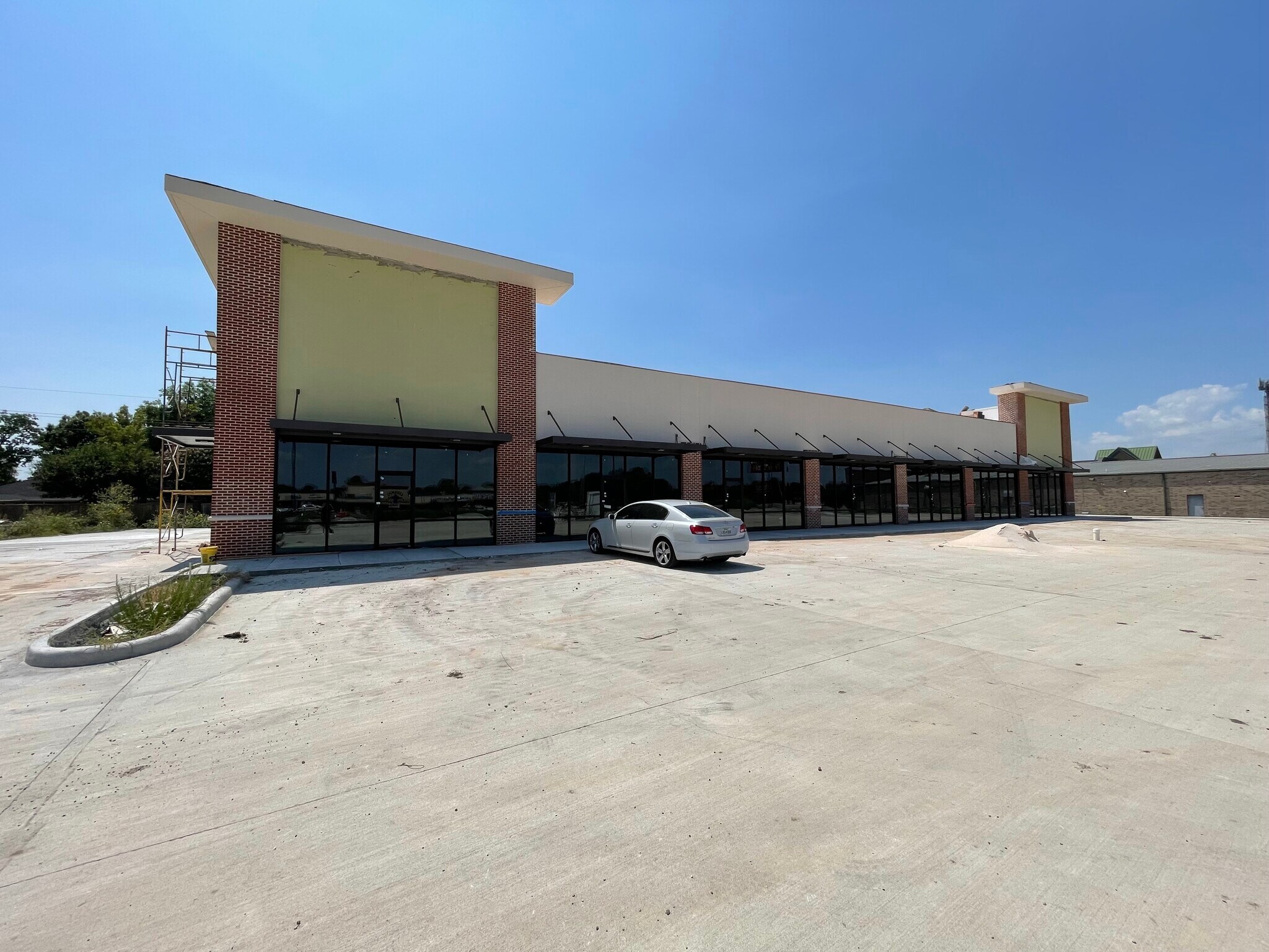 9760 Highway 6 S Sugar Land, TX 77498 Retail Property for Lease on