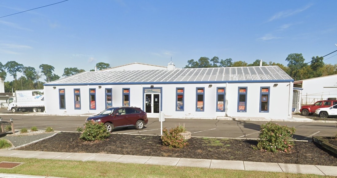 22 US Highway 130, Trenton, NJ for Rent