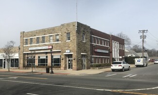 Smithtown, NY Retail - 1 W Main St