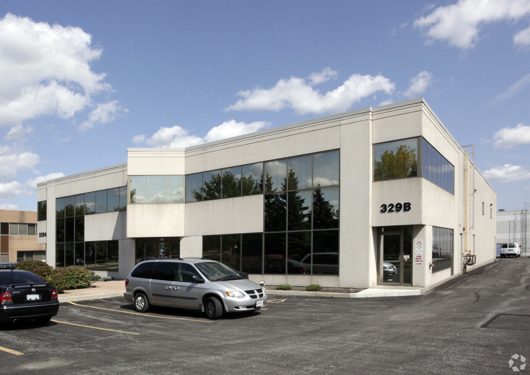 329 Millway Ave, Vaughan, ON for Rent