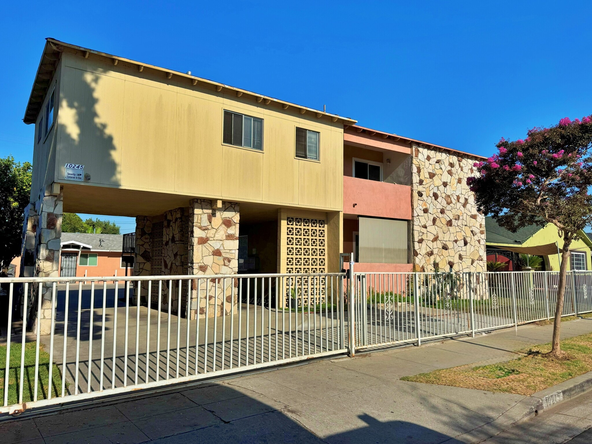 10245 Virginia Ave, South Gate, CA for Sale