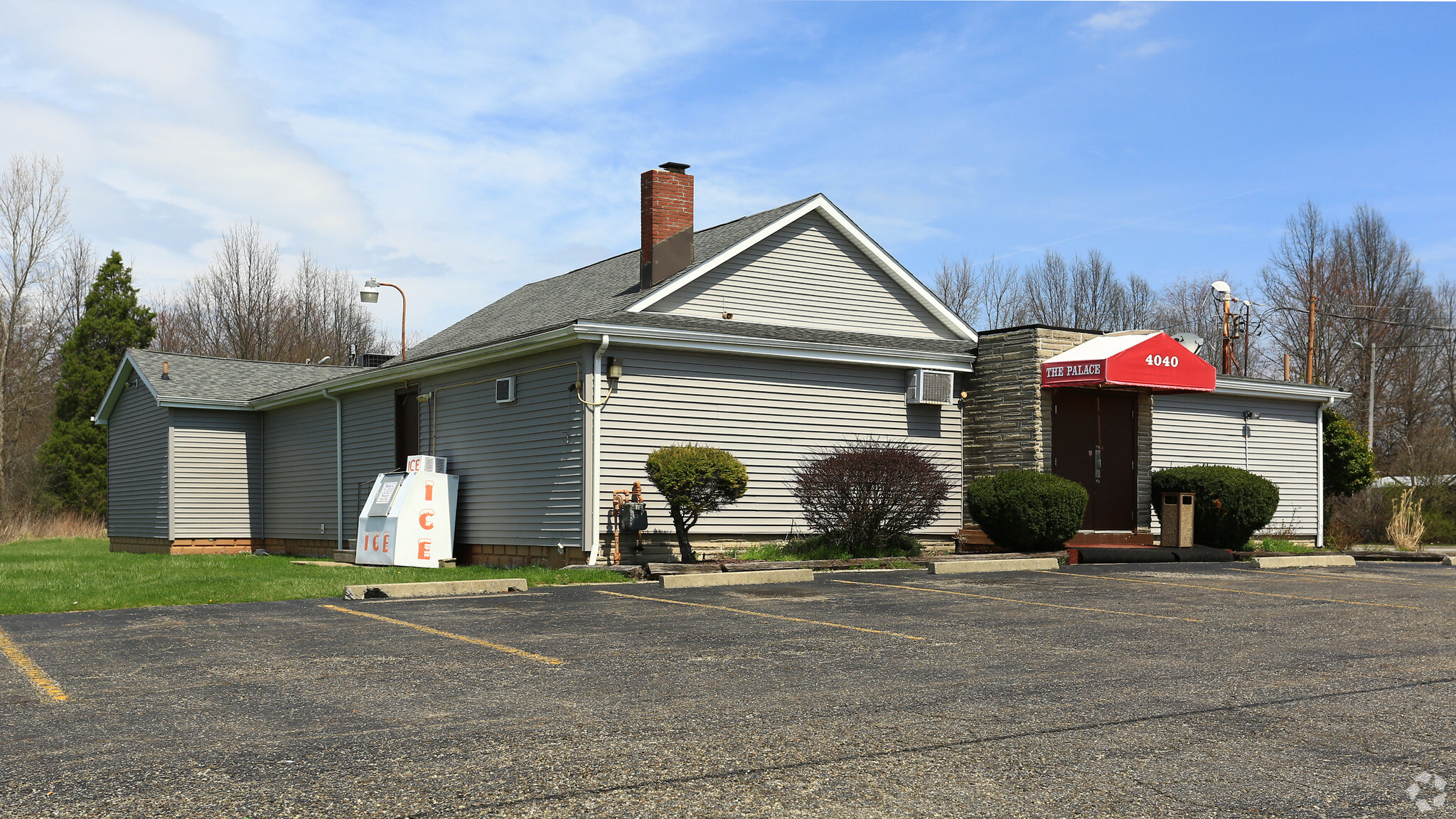 4040 McCartney Rd, Lowellville, OH for Sale