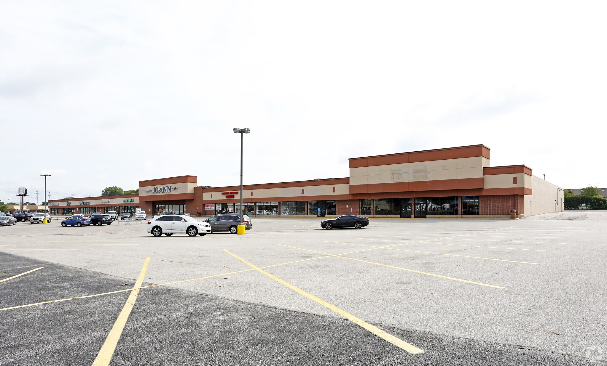 2505-2527 S Reynolds Rd, Toledo, OH for Rent