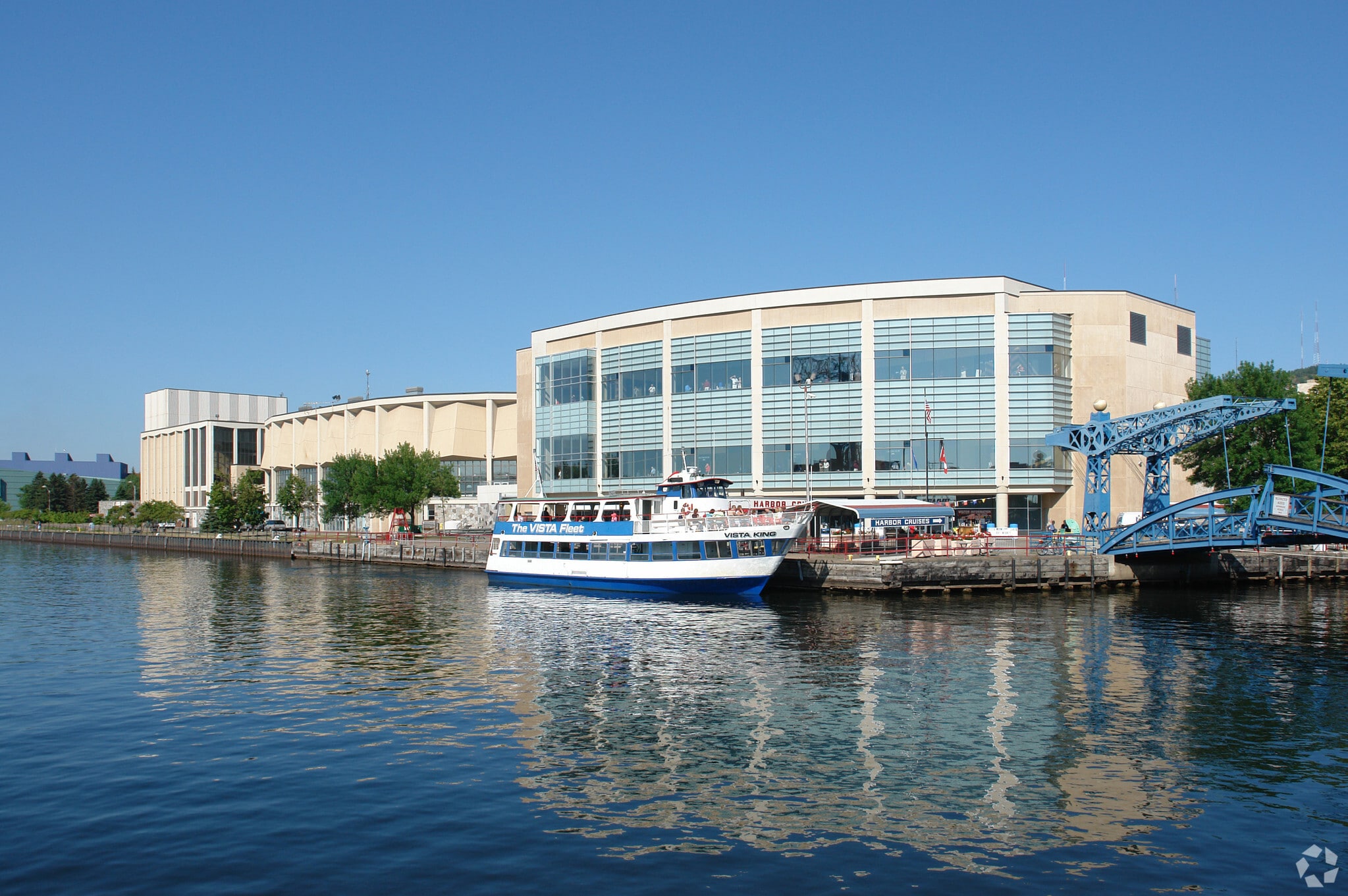 350 Harbor Dr, Duluth, MN for Rent