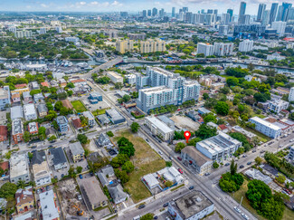 Miami, FL Commercial - 121 NW 8th Ave
