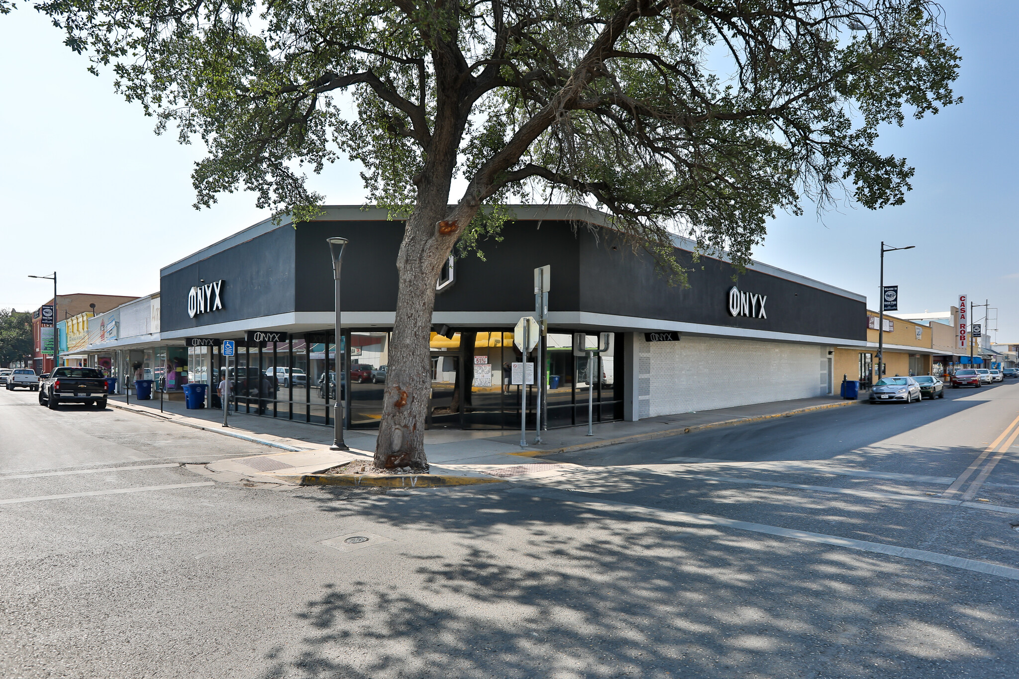 100 W Main St, Eagle Pass, TX for Sale