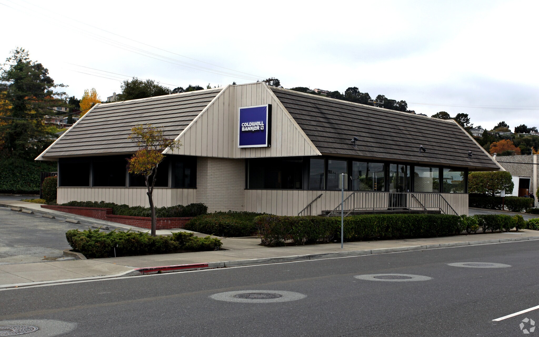 300 El Camino Real, San Carlos, CA for Rent