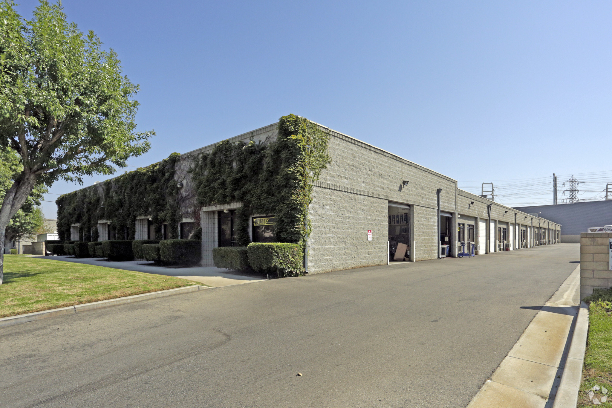 28130 Avenue Crocker, Valencia, CA for Rent