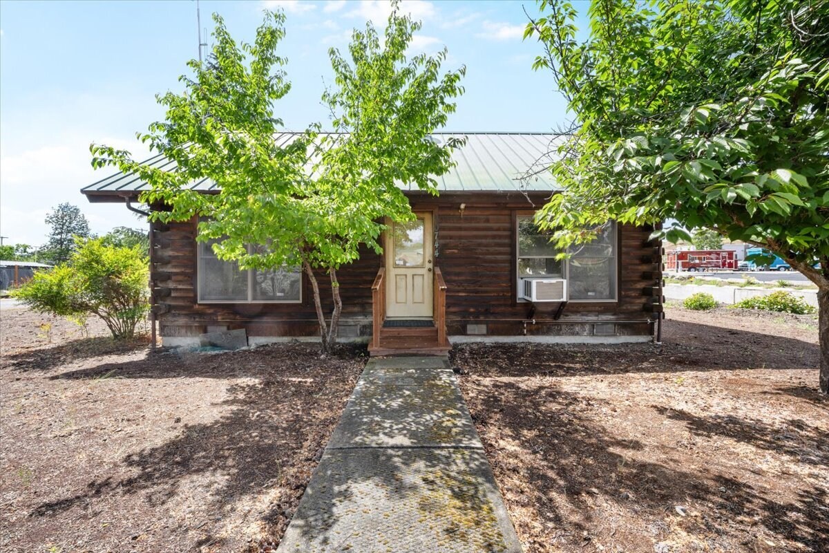 10744 OR-62, Eagle Point, OR for Sale