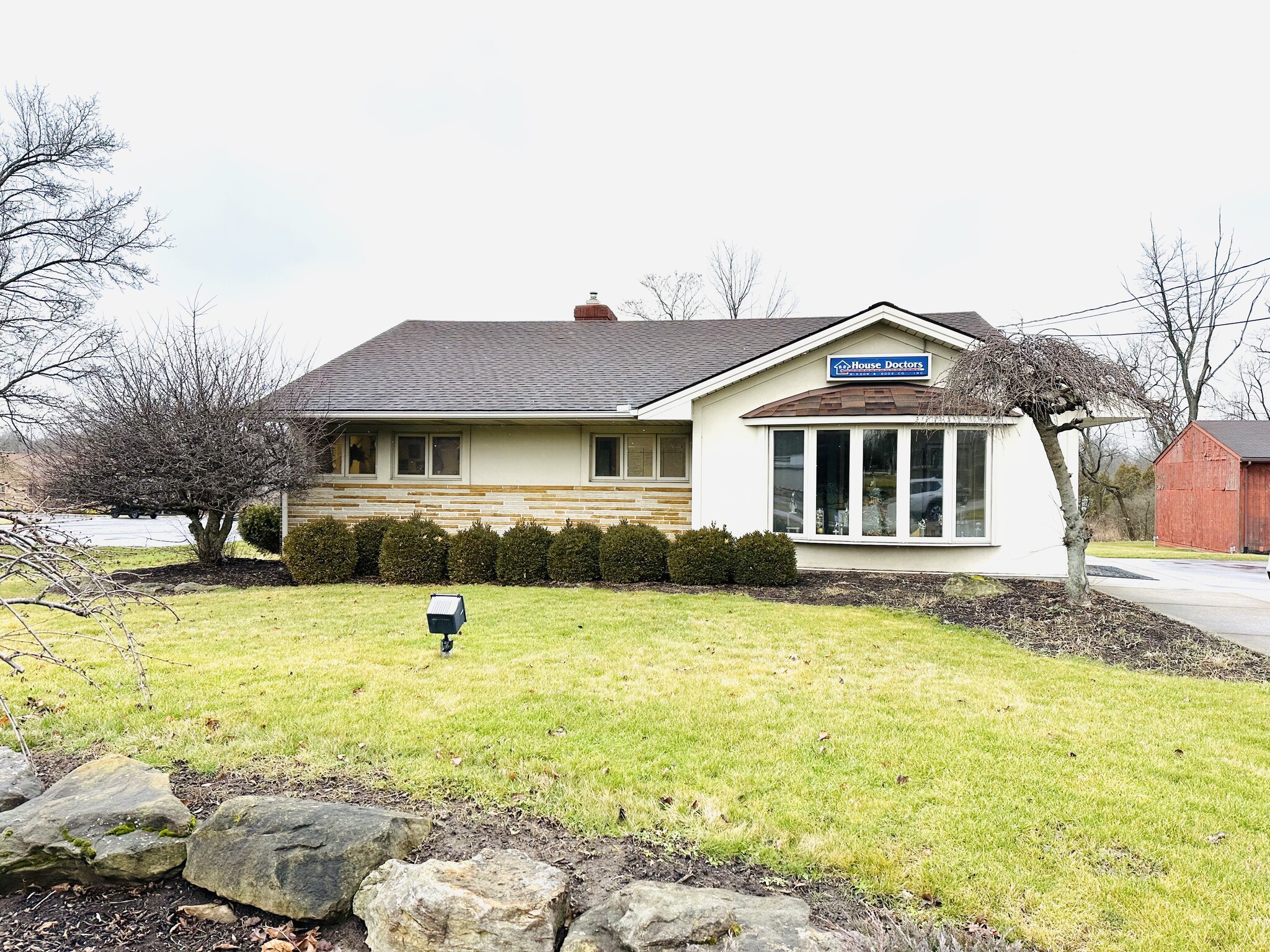 998 Tibbetts Wick Rd, Girard, OH for Sale