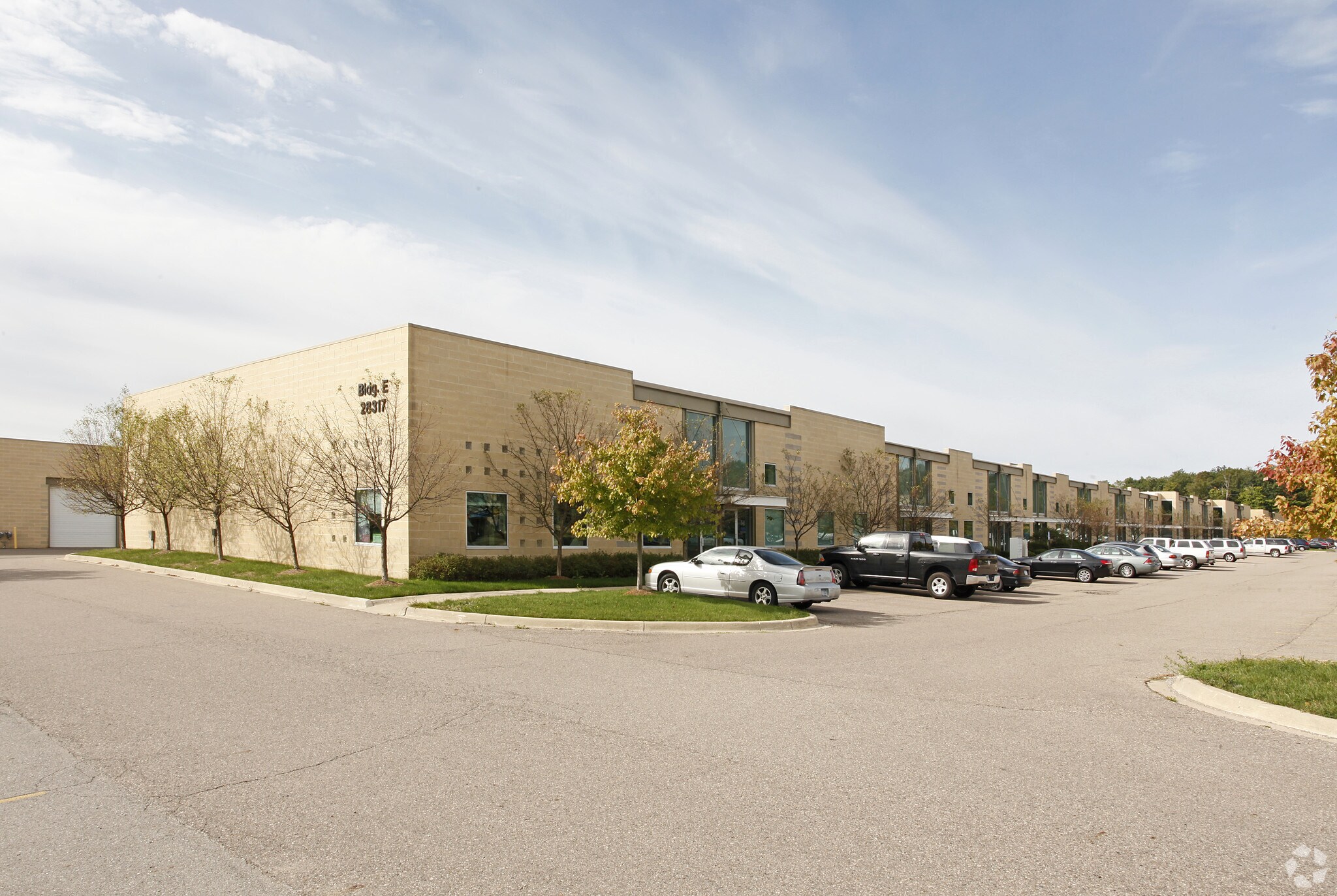 28317 Beck Rd Wixom, MI 48393 Industrial Park Property for Lease on