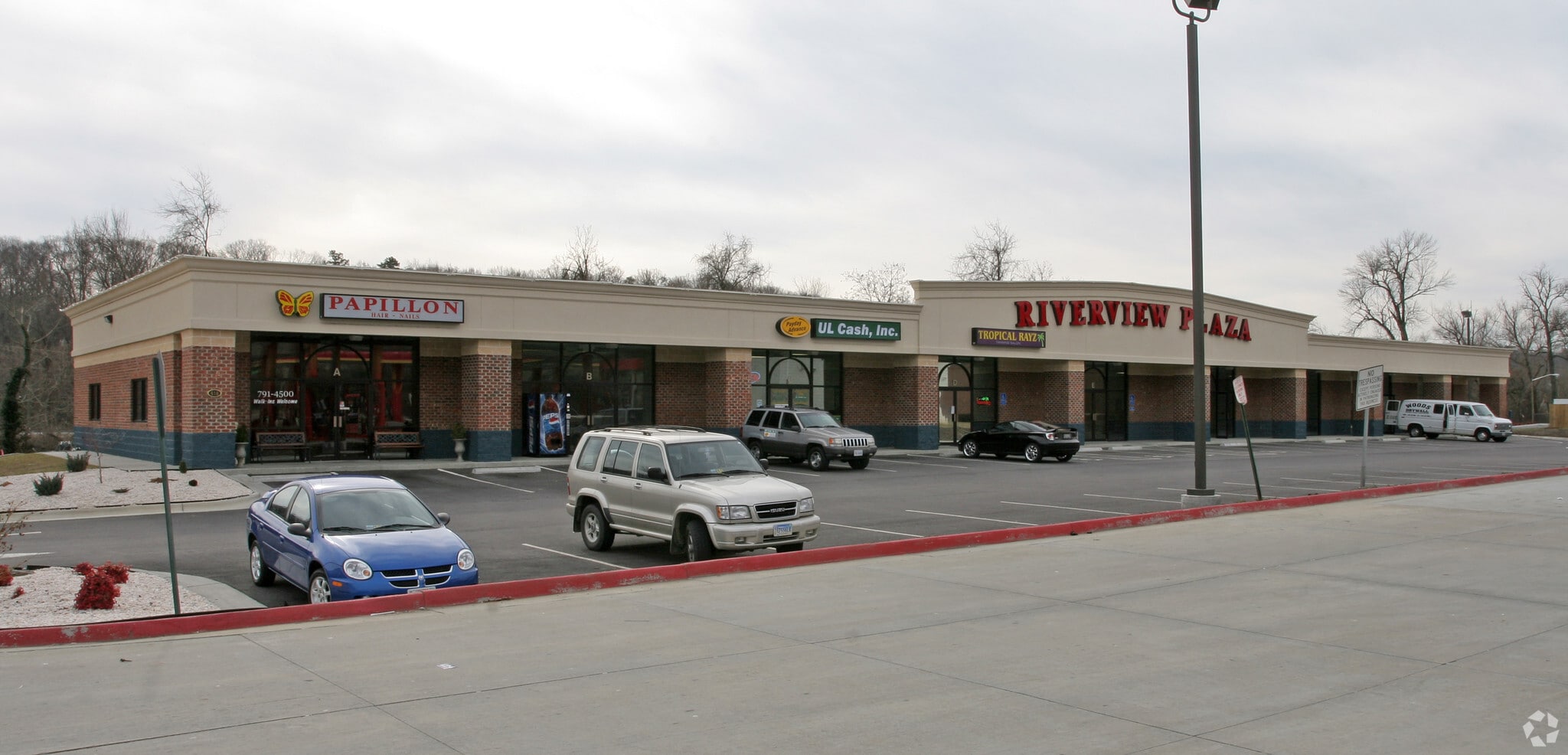 418 Trade St, Danville, VA for Rent