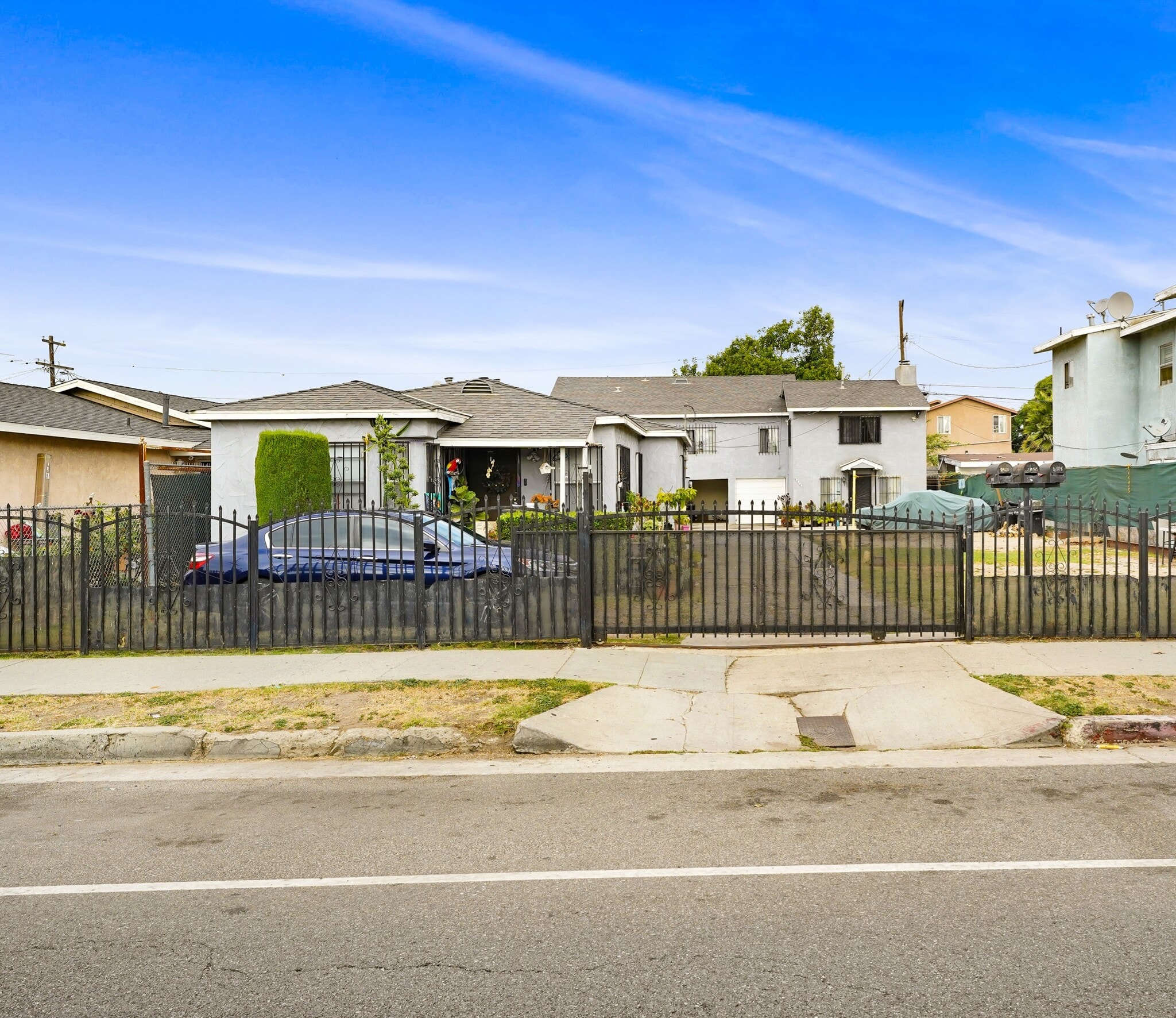 8905 S Hoover St, Los Angeles, CA for Sale