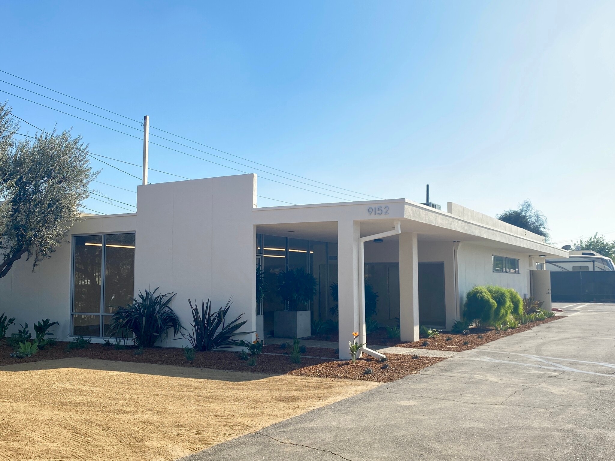 9152 Rosecrans Ave, Bellflower, CA for Rent