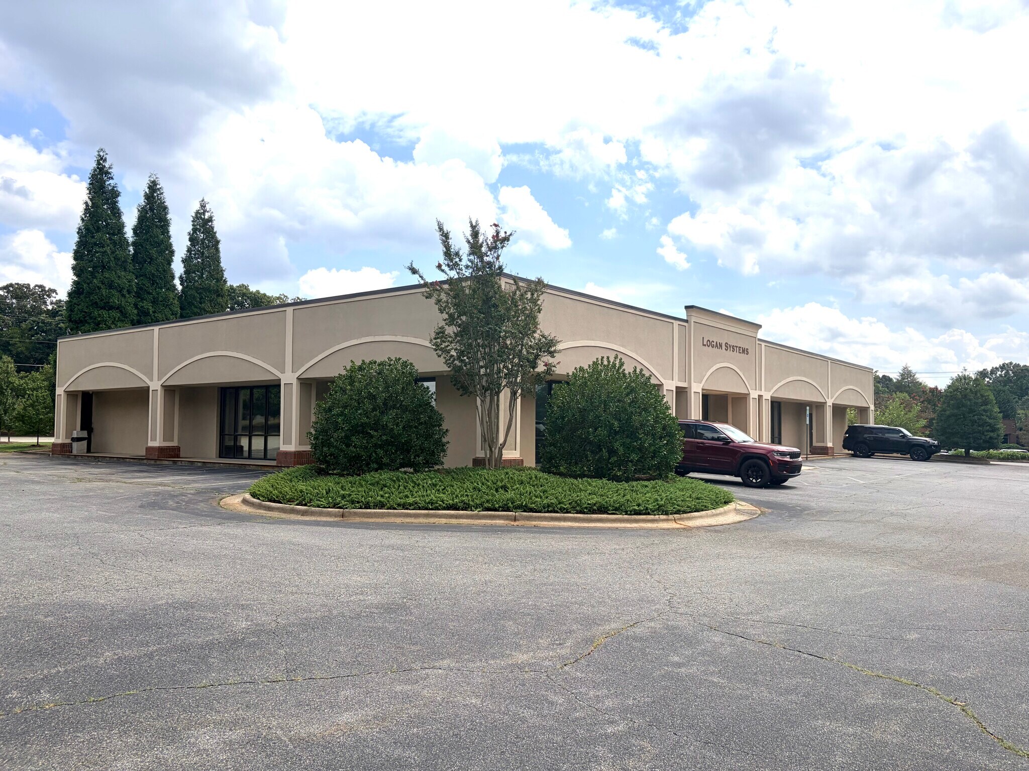 4003 Clifton Rd, Greensboro, NC for Sale