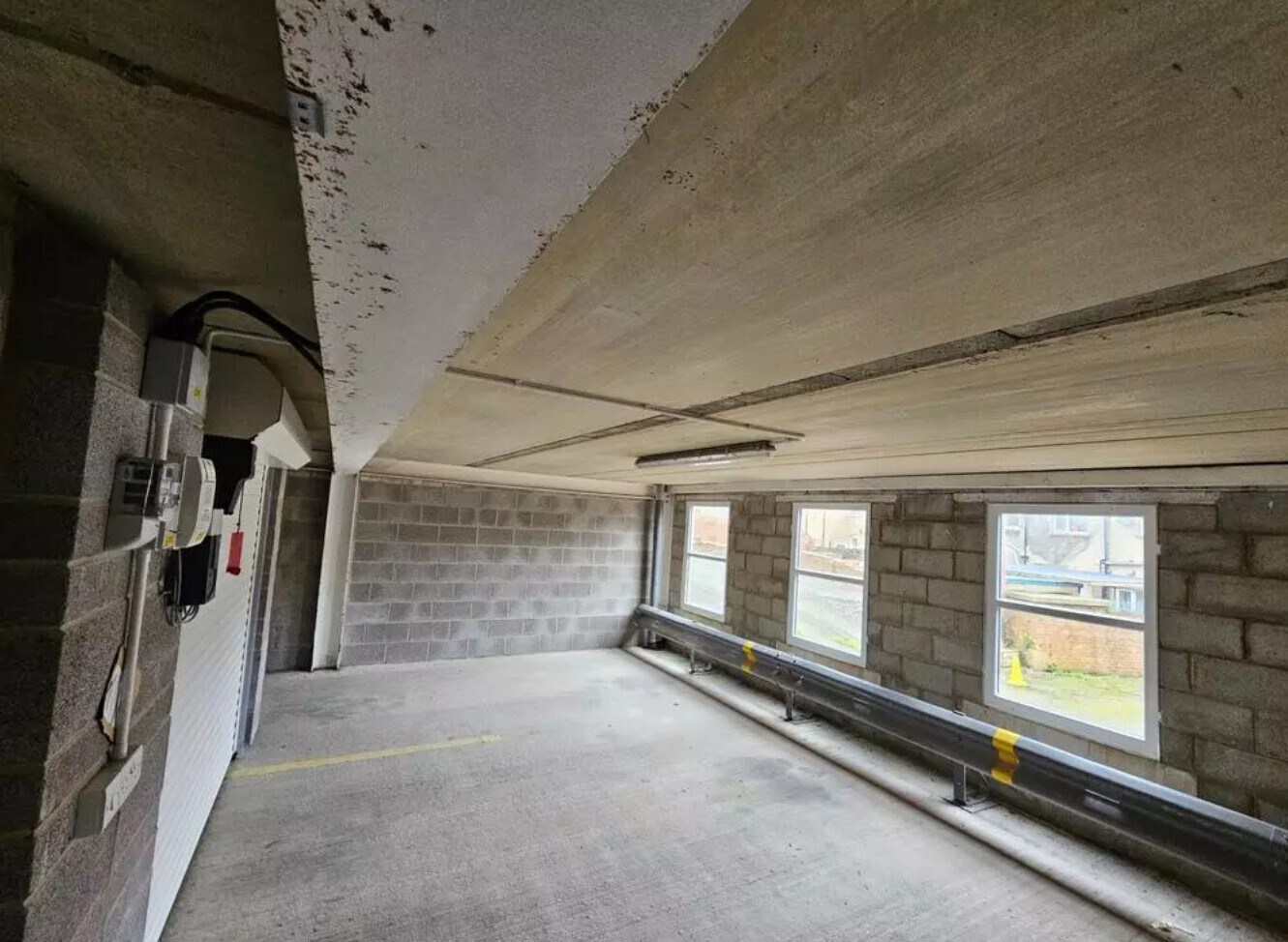 High St, Bangor, GWN for Rent