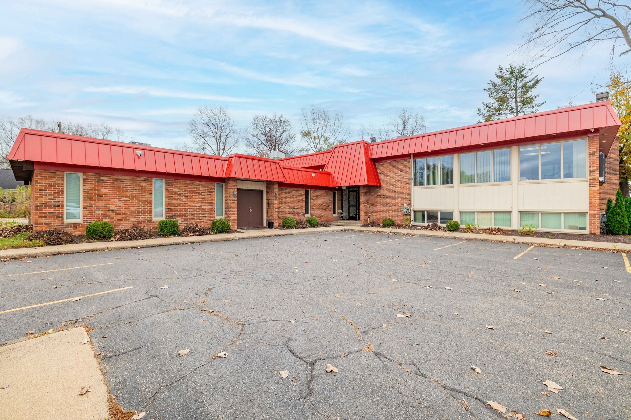 2177-2187 Orchard Lake Rd, Sylvan Lake, MI for Sale