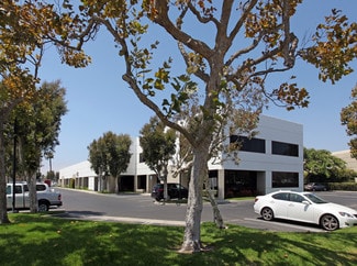 Oxnard, CA Office/Retail - 2011 Auto Center Dr