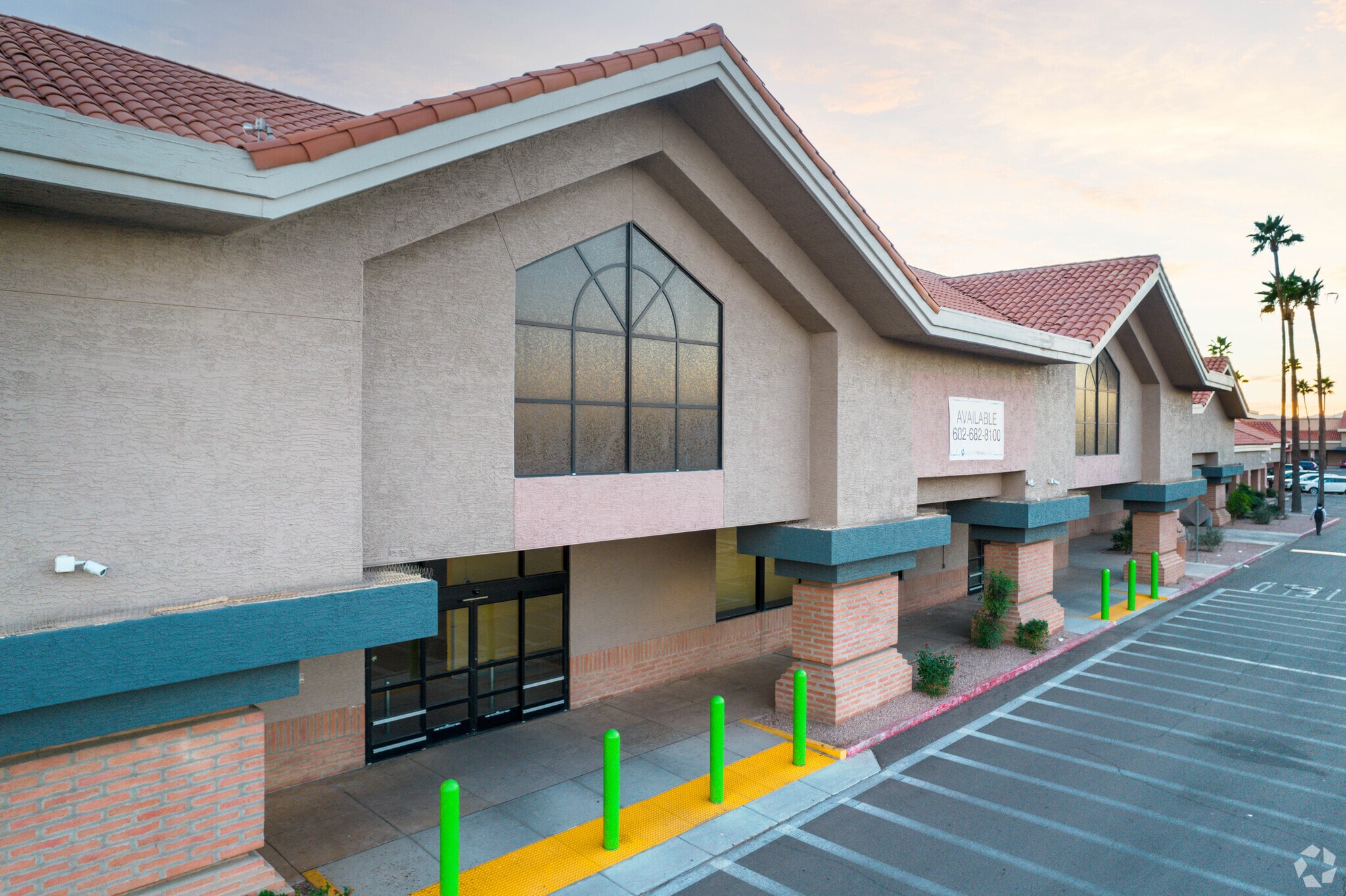 6045-6245 W Chandler Blvd, Chandler, AZ for Rent
