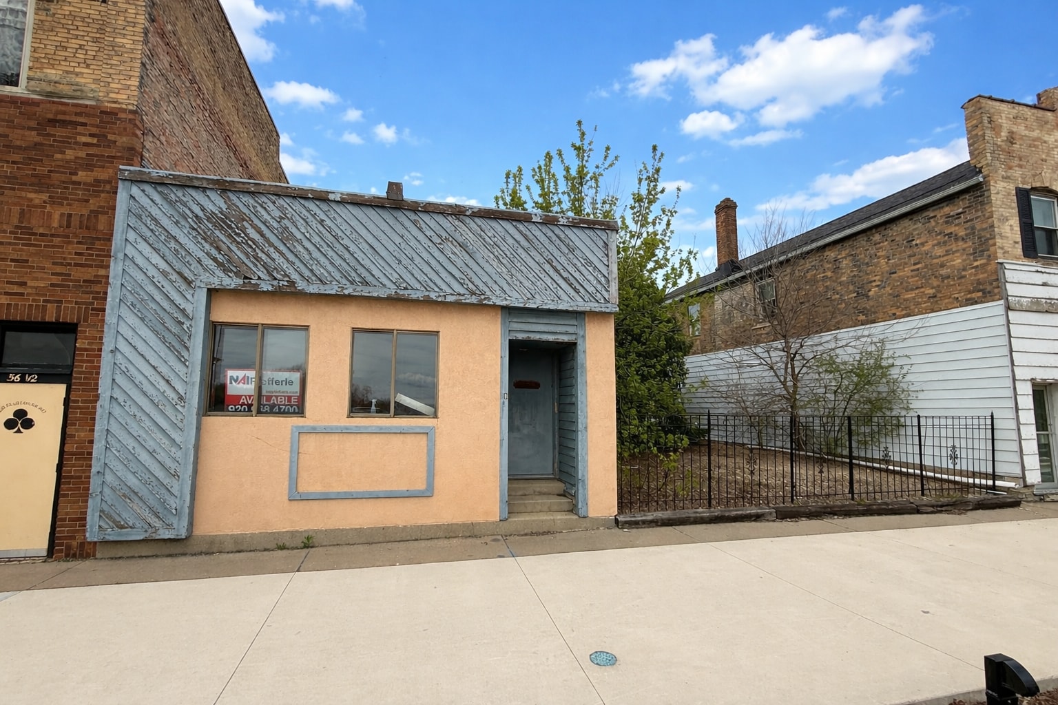58 Racine St, Menasha, WI for Sale