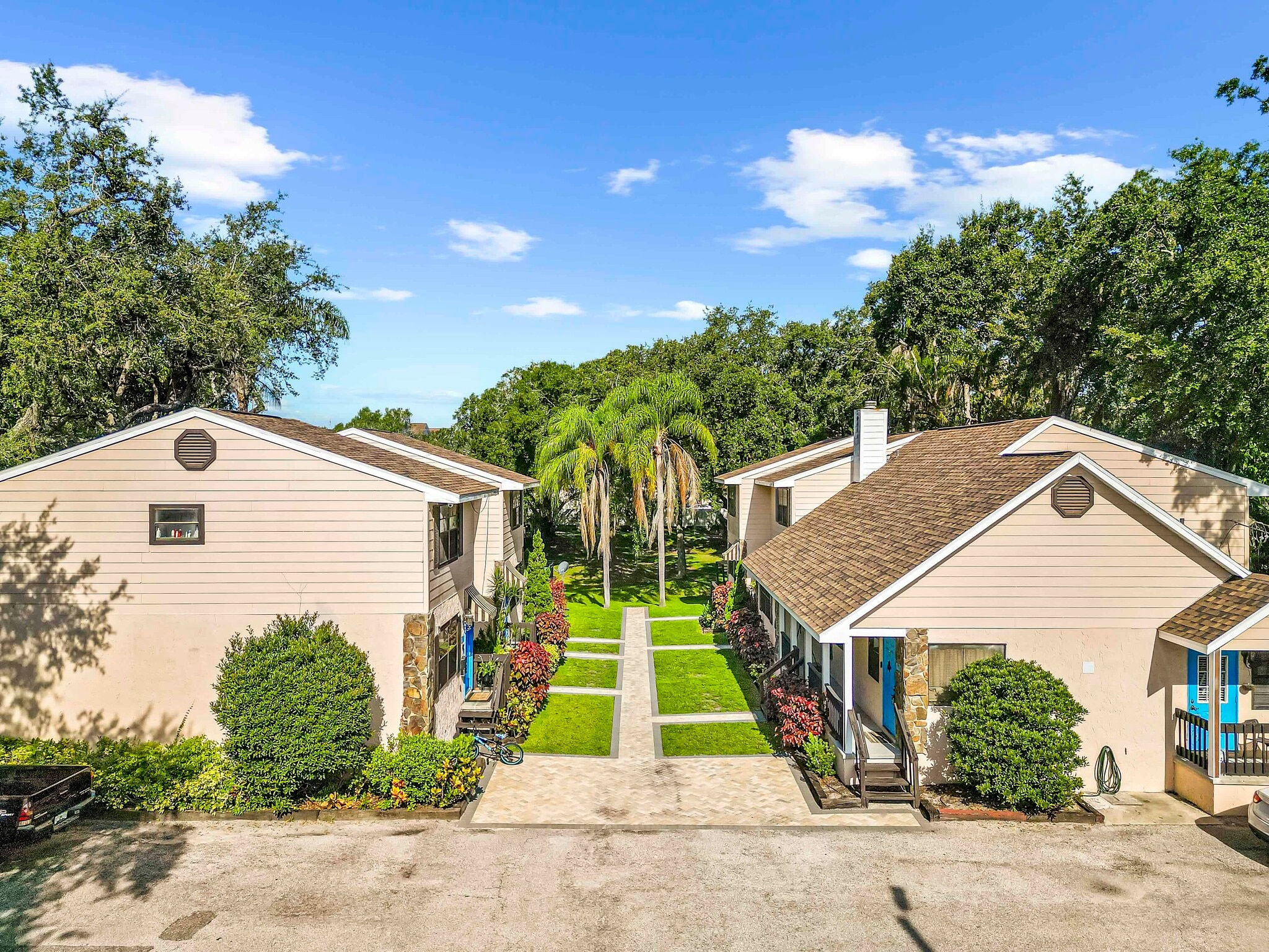 12216 N 59th St, Tampa, FL for Sale