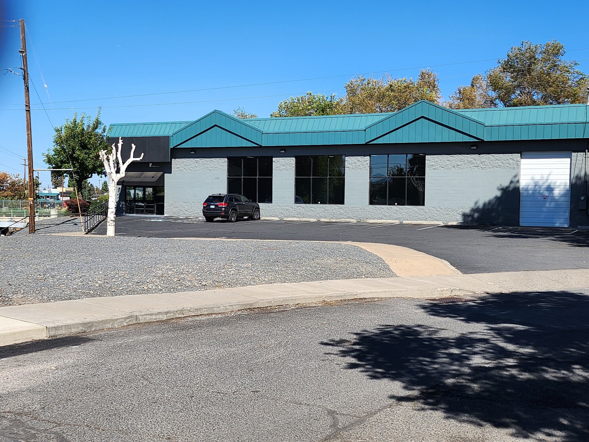 310 SE Railroad St, Bend, OR for Rent