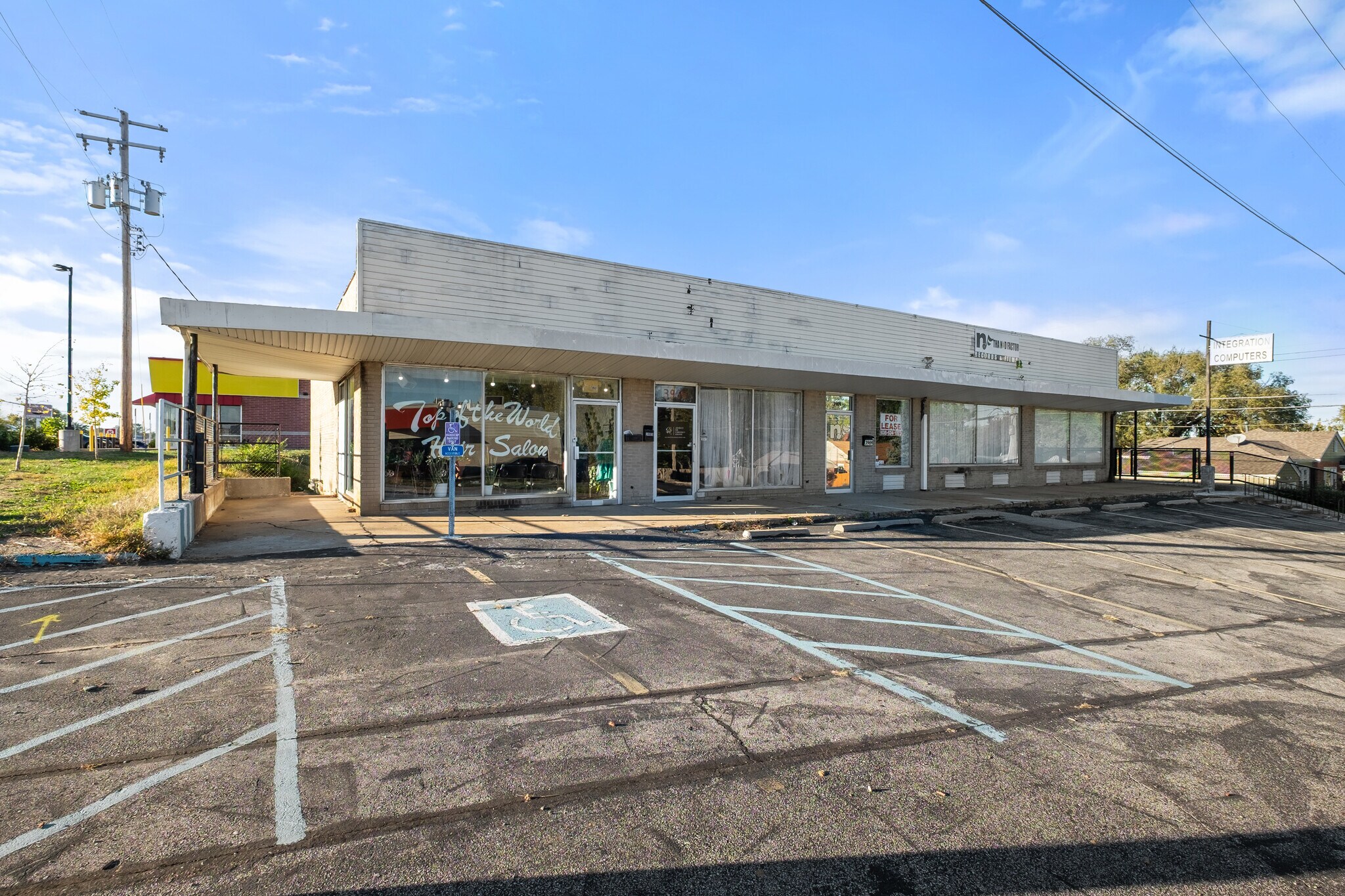 3909 Saint Timothy Ln, Saint Ann, MO for Sale