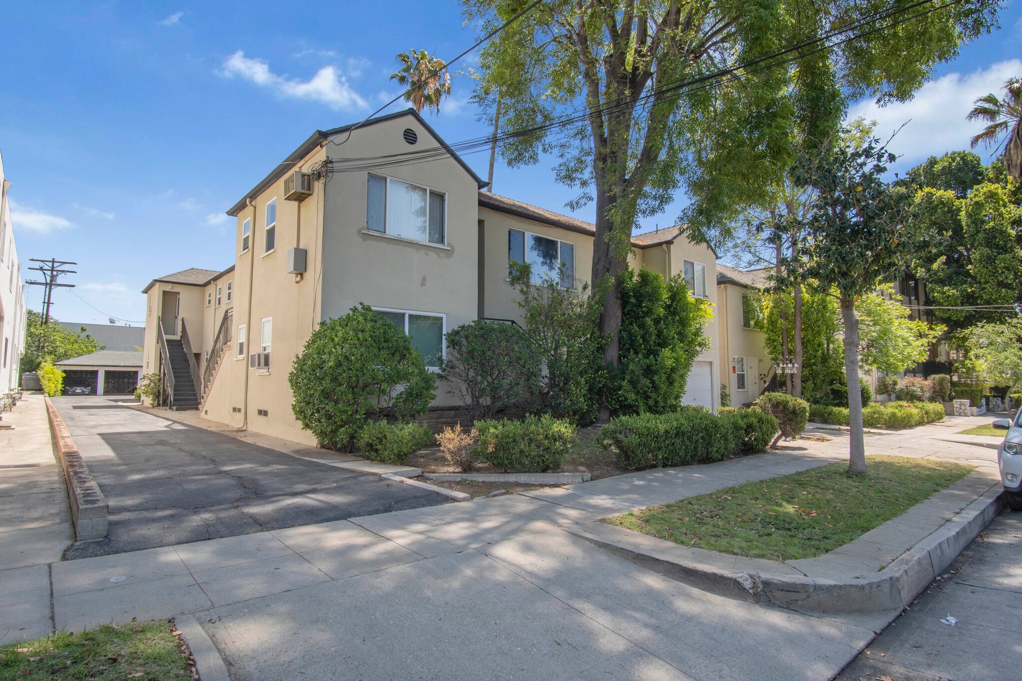 130 S Michigan Ave, Pasadena, CA for Sale