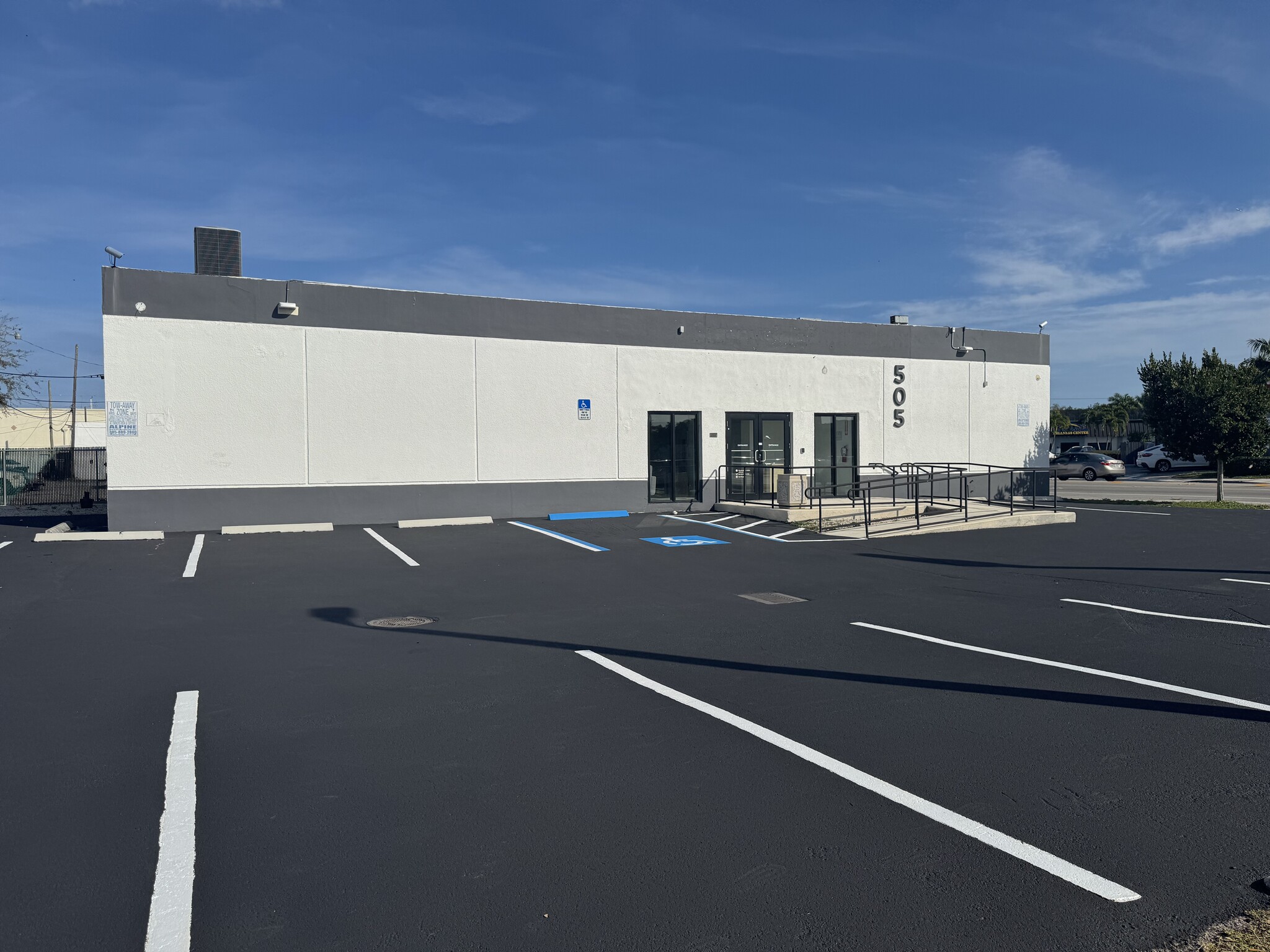 505 NE 125th St, North Miami, FL for Rent