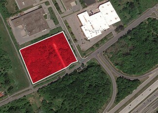 Ste-Anne-de-Bellevue, QC Industrial - 3 St Cedar