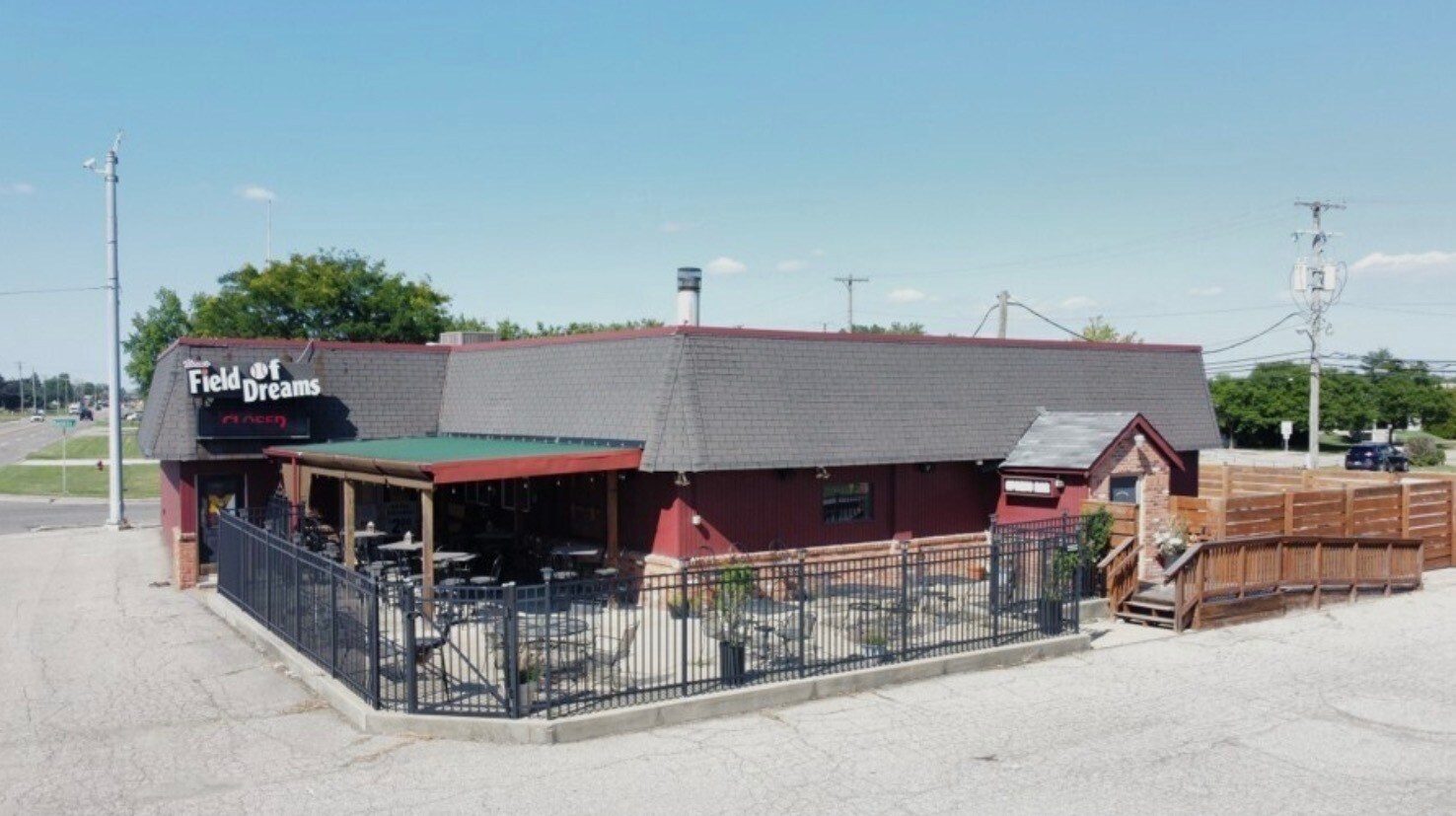1090 Rochester Rd, Troy, MI for Sale