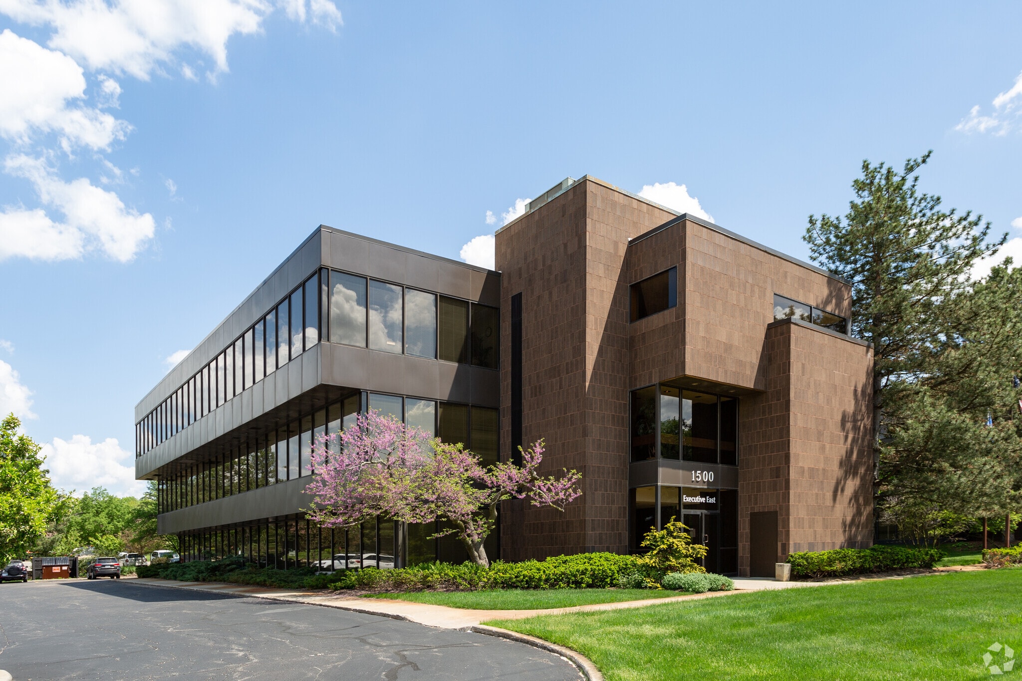 1500 E Beltline Ave SE, Grand Rapids, MI for Rent