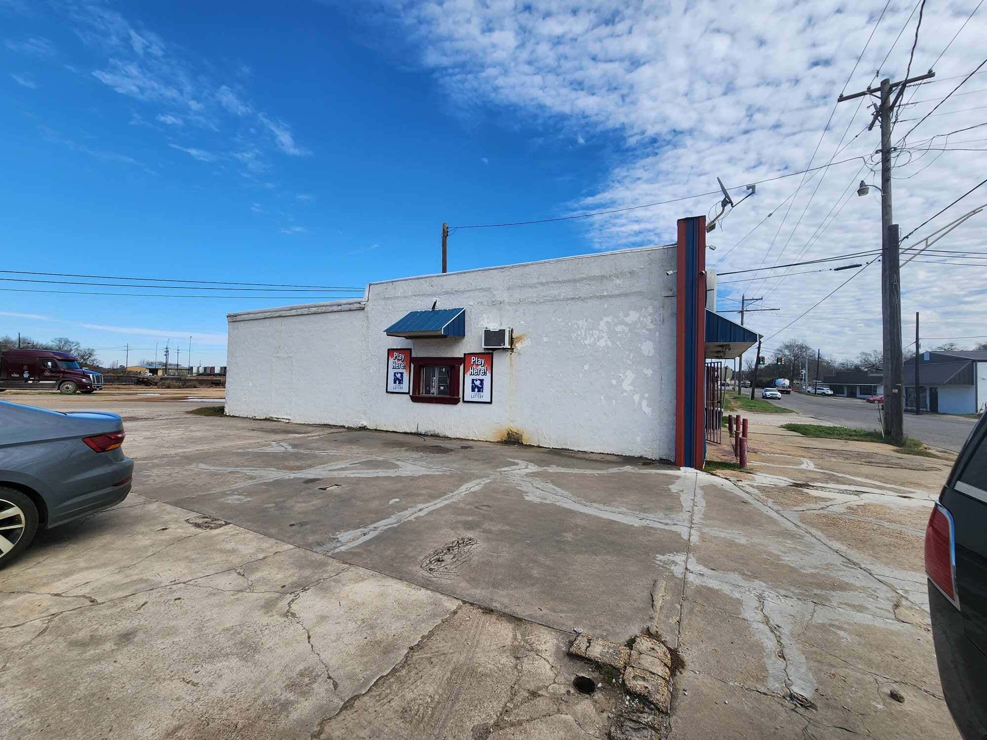 831 Shelbyville St, Center, TX for Sale
