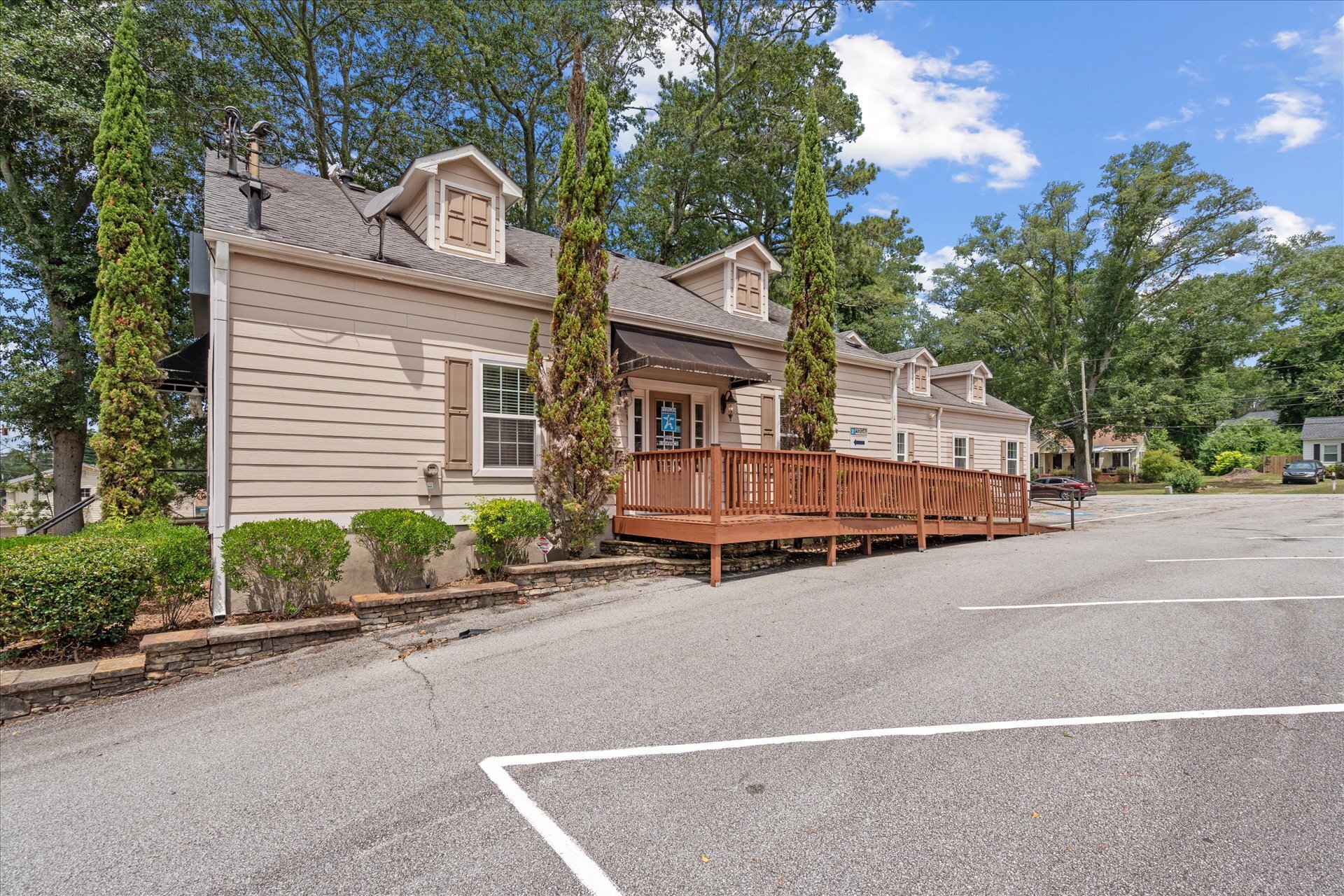 214 Maple St, Villa Rica, GA for Sale