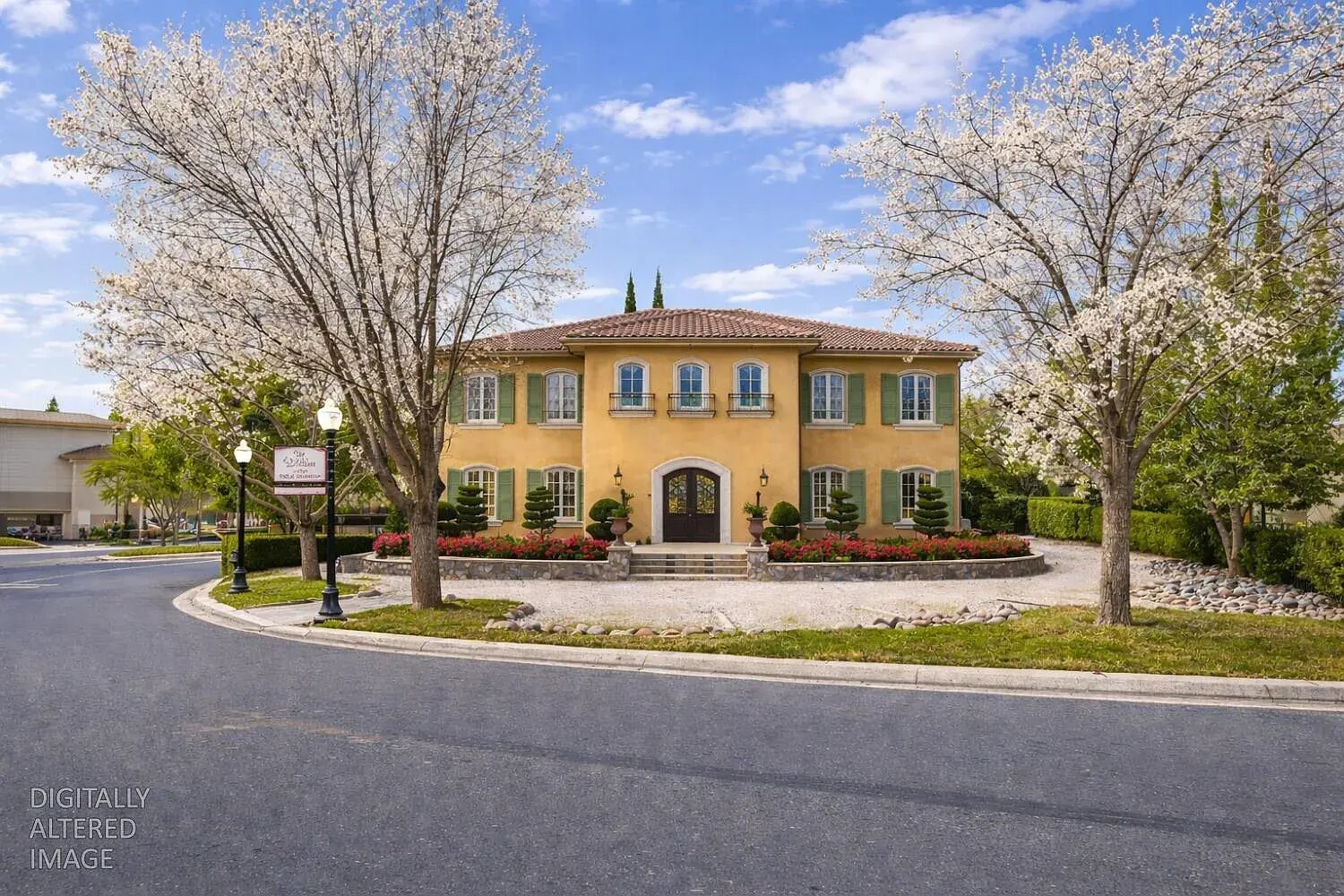 1210 Arden Hills Ln, Sacramento, CA for Sale