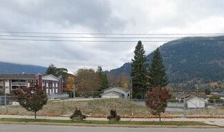 Nelson, BC Commercial - 705 Nelson Ave