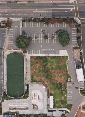 Santa Ana, CA Residential - 2100 W Alton Ave
