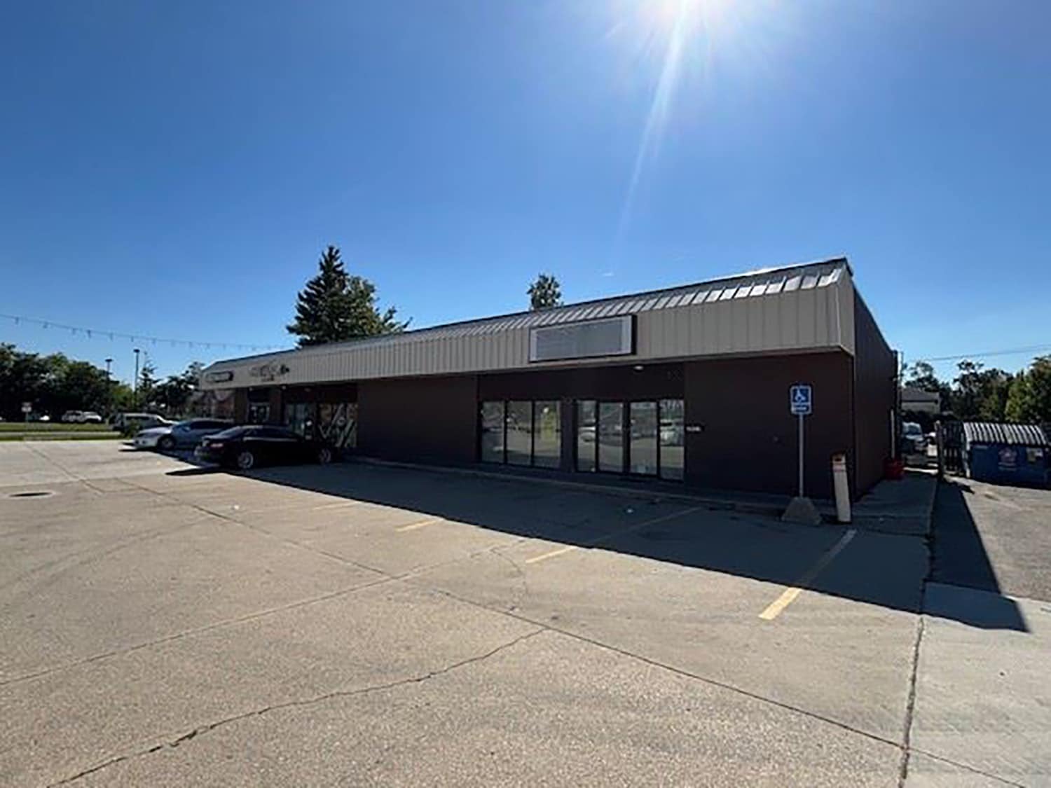 2623-2627 W Michigan Ave, Kalamazoo, MI for Rent