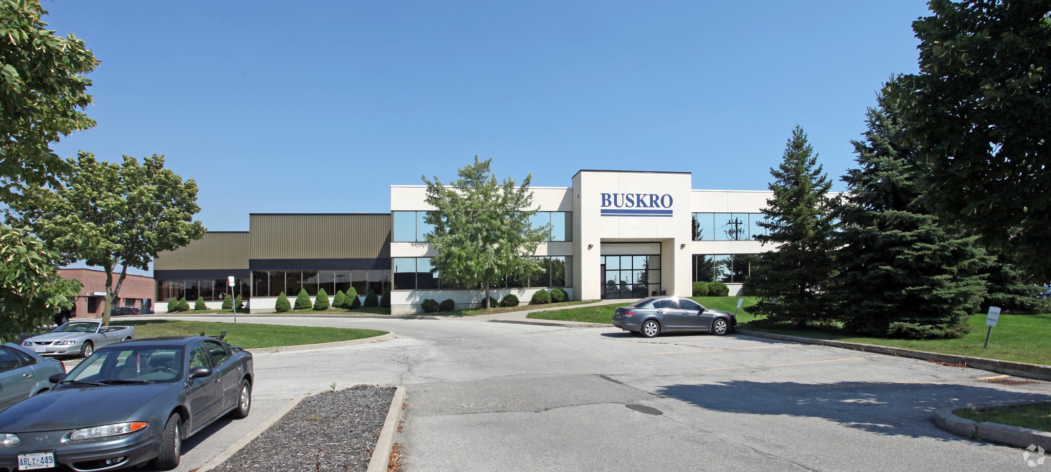 1738 Orangebrook Ct, Pickering, ON for Rent